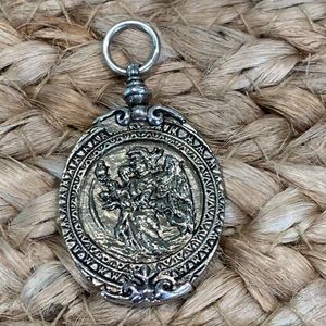 Waxing Poetic Musee Gloria pendant